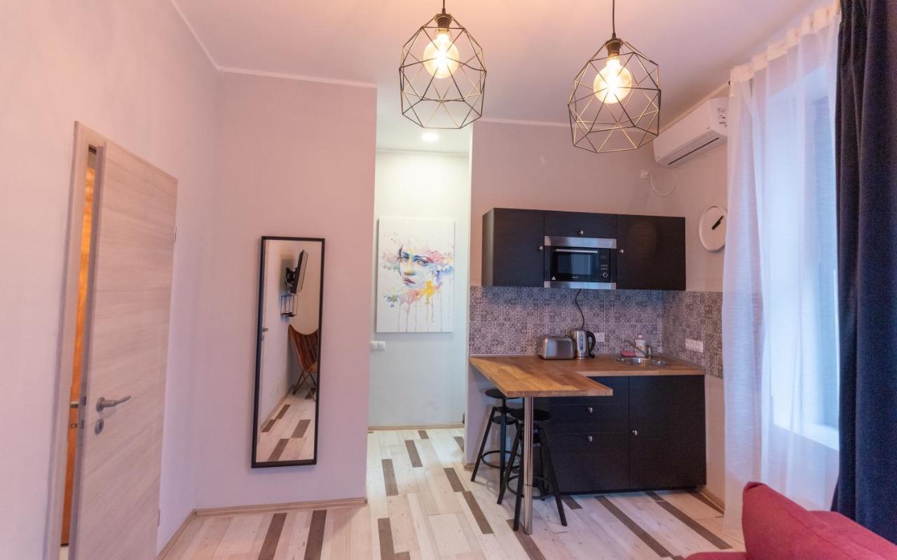בוקרשט Heights Accommodation City Center מראה חיצוני תמונה